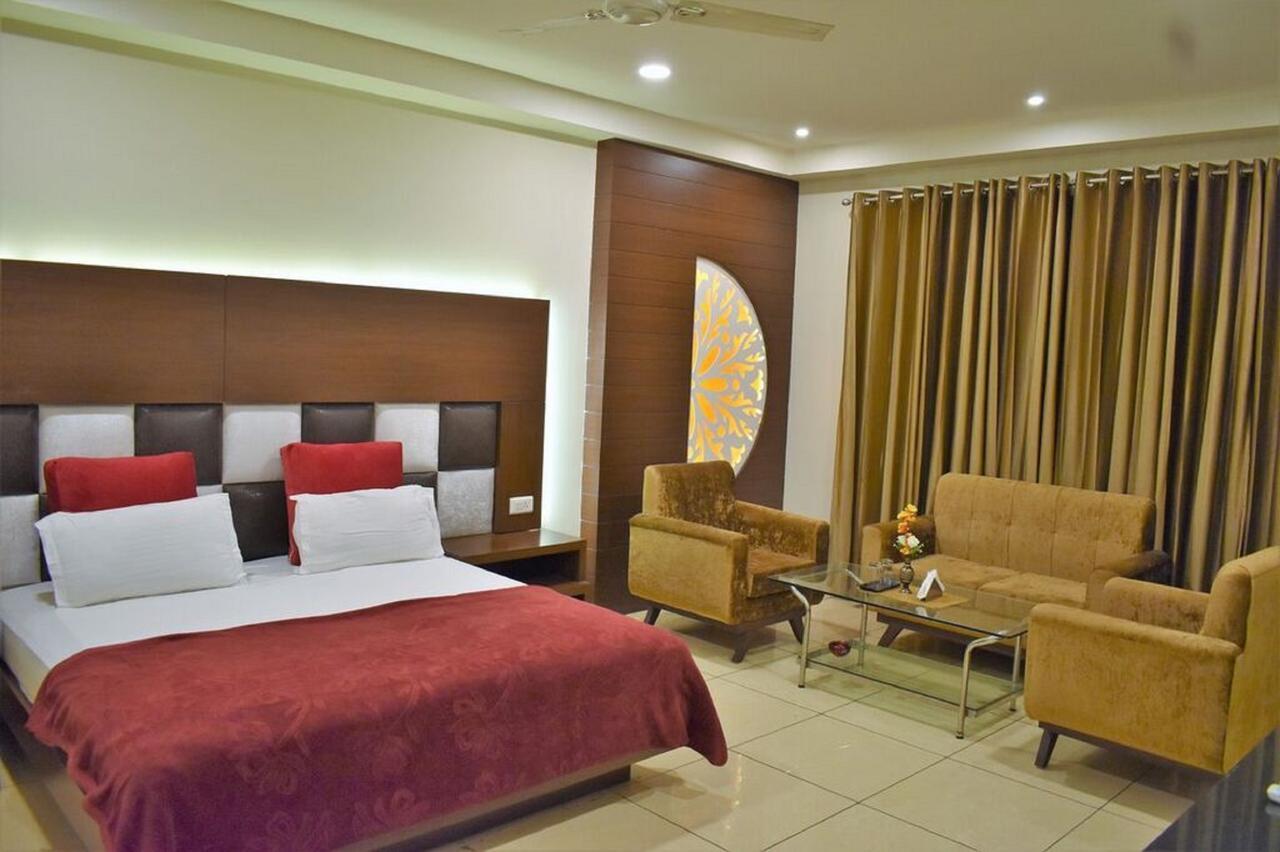 Hotel Ashish Continental Phagwara Ngoại thất bức ảnh